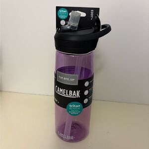 NWT Camelbak Eddy+ 25 oz. Water Bottle
